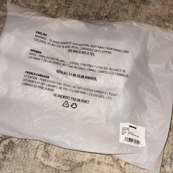 SKIMS boyfriend loose Pant - Picture 5 of 7